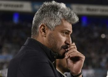 Se reúne la «mesa chica» de Unión para definir el futuro de Gustavo Munúa