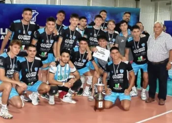 Villa Dora, sin título pero con ascenso en Vóley Masculino