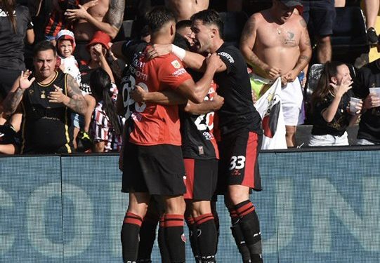 Colón tiene los convocados para visitar a Gimnasia