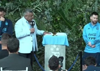 Messi fue homenajeado y el «Complejo habitacional» de la AFA en Ezeiza llevará su nombre