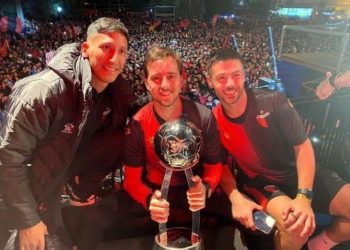 Christian Bernardi cumple 33: los saludos de sus ex compañeros de Colón