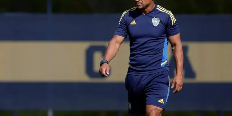 Boca despidió al Negro Ibarra y apunta a un ex DT de Colón