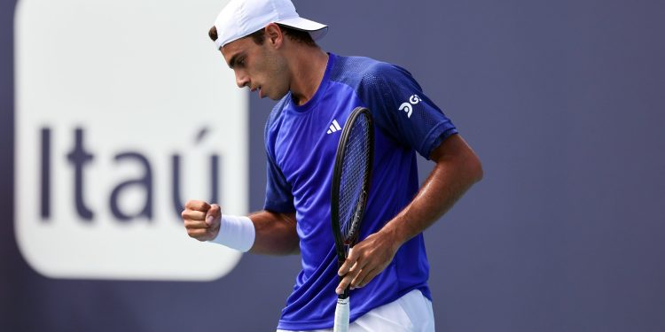Francisco Cerúndolo avanzó a los cuartos de final del Masters de Miami