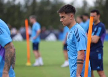 Paulo Dybala podría perderse el partido de Argentina ante Panamá por un golpe