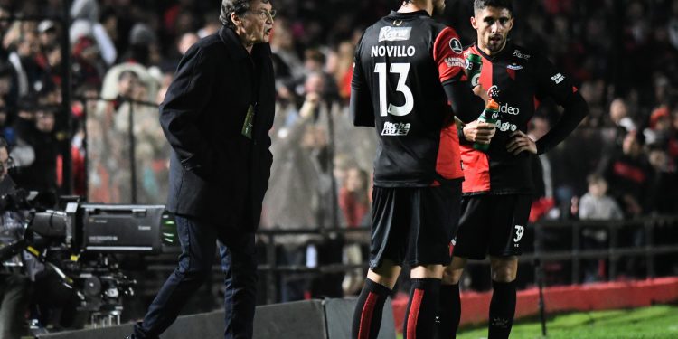 Falcioni: “Valoro haber estado en Colón, nunca hicimos cagadas”