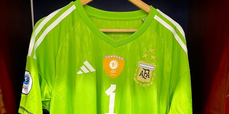 Con Froilan Díaz desde el arranque, el Sub 17 de Argentina debuta en el Sudamericano