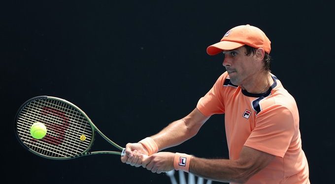 Pella avanzó y Etcheverry fue eliminado de Indian Wells