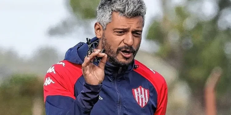 Munúa cambia para que no lo cambien