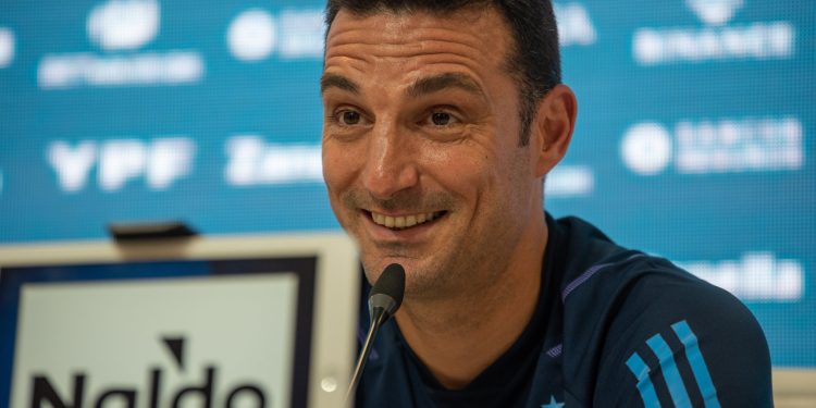 Lionel Scaloni: «Nos ven como héroes y eso es una alegría enorme»