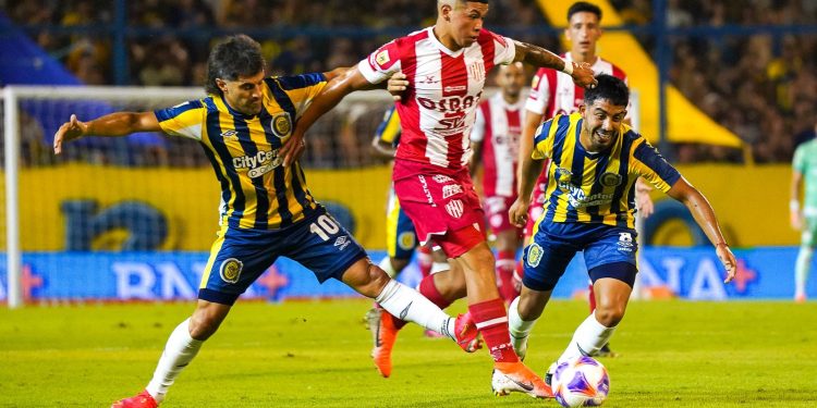 Buena para Unión: Racing negocia por un delantero que no es Machuca