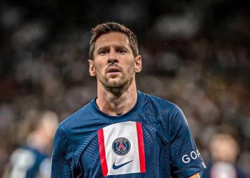 Messi asistió a Mbappé sobre la hora y PSG volvió al triunfo