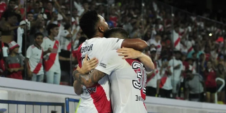 River superó a Racing de Córdoba y avanzó en Copa Argentina