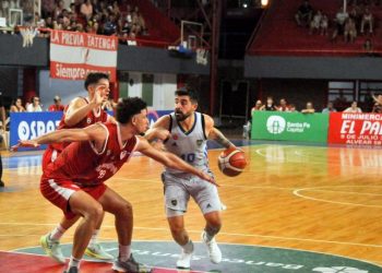 LNB: El Tate no pudo con Boca y sigue penando por permanecer