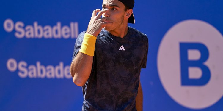 Cerúndolo le ganó a Casper Ruud y se metió en los cuartos de final del Conde de Godó