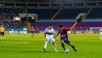 Boca terminó con dos expulsados y rescató un punto en Venezuela