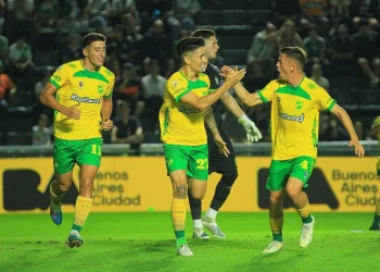 Defensa y Justicia goleó de visitante a Banfield