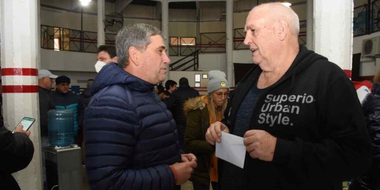 Spahn dijo que pasó la zaranda y elegirá «entre cuatro o cinco técnicos»