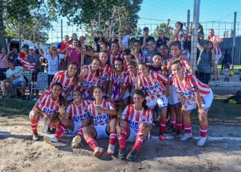 Las chicas de Unión se quedaron con el clásico
