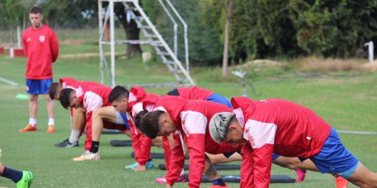 Está la primera lista de concentrados de Méndez como entrenador de Unión