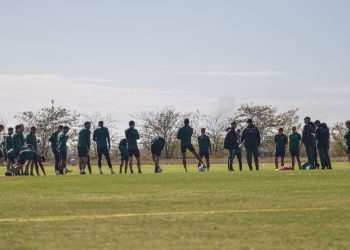 Sarmiento regresó a los entrenamientos pensando en el Tate