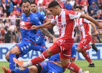 En Unión deberán esperar por Tomás González