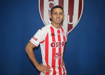 Se conoció la sanción a Tomás González por la expulsión ante Sarmiento