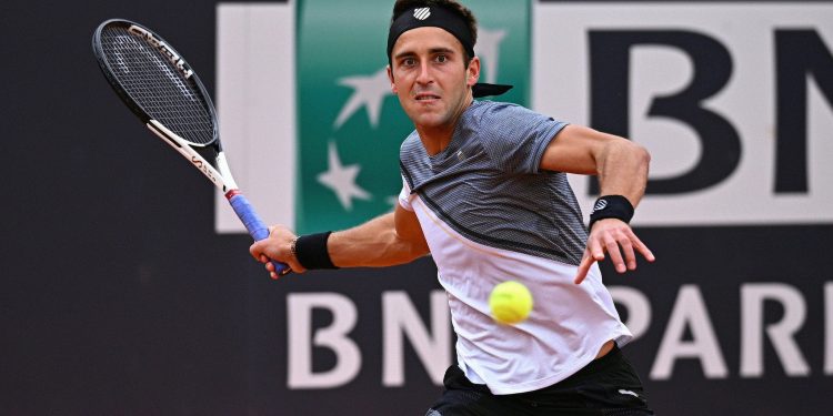 Báez y Etcheverry avanzaron a la segunda ronda del Masters 1000 de Roma