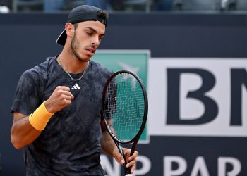 En un partidazo, Cerúndolo venció a Sinner y se metió en los cuartos de final del Masters de Roma