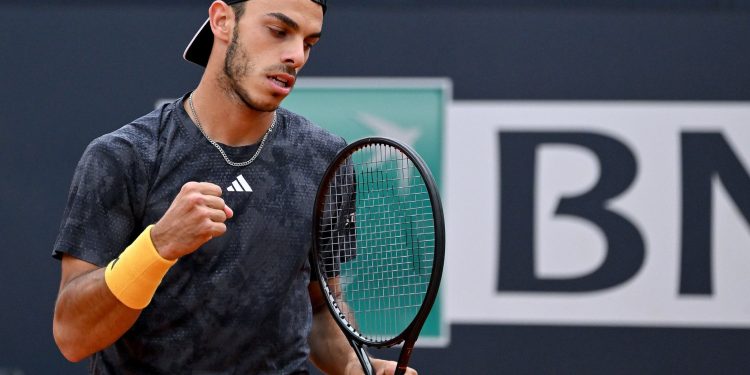 En un partidazo, Cerúndolo venció a Sinner y se metió en los cuartos de final del Masters de Roma