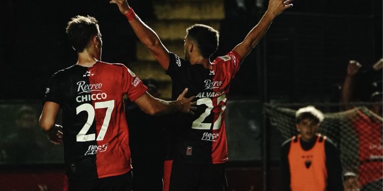 Colón debe resolver la situación de Juan Pablo Álvarez