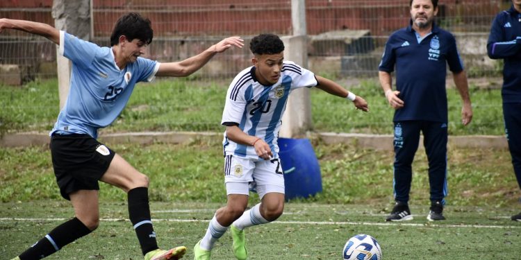 Bautista Ojeda volvió a sumar minutos en la Selección Argentina Sub 15