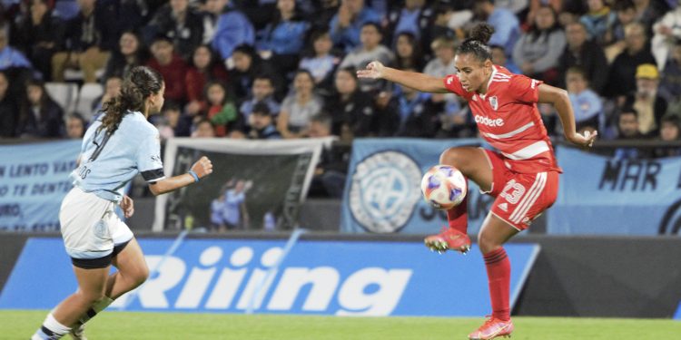 En el inicio de la Fecha 14 del fútbol femenino, River le ganó como visitante a Belgrano 2 a 0