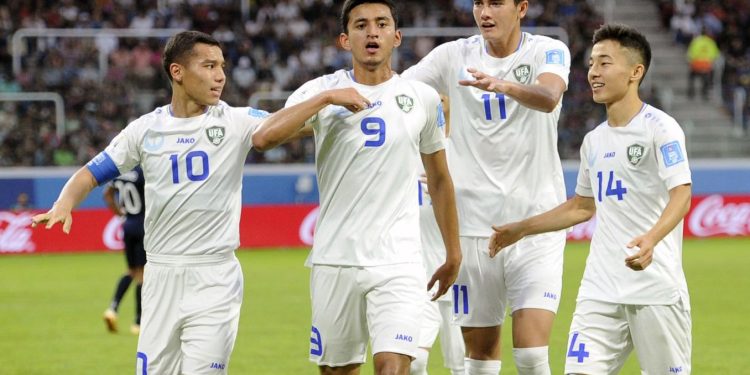 Gracias a la goleada Argentina, Uzbekistán se clasificó a los octavos de final