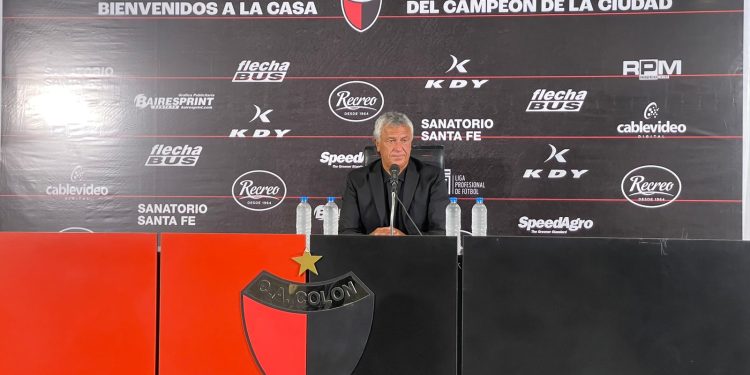 Gorosito: «Colón necesita jugar copas siempre»