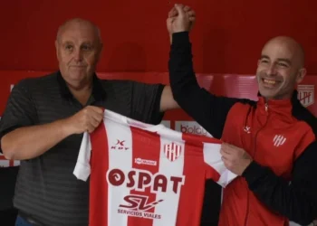 Unión llegó un acuerdo con Munúa y podrá dirigir Méndez ante Sarmiento sin permiso especial