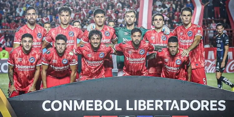 Argentinos Juniors visita a Liverpool de Montevideo