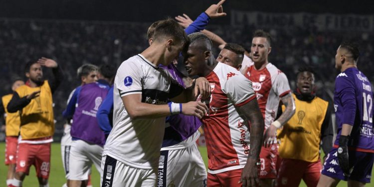 Inaceptable: un nuevo hecho de racismo se dio en el partido en el duelo entre Gimnasia e Independiente de Santa Fe