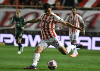 Los detalles de la salida de Lucas Esquivel: su nuevo club y cuánto le ingresaría a Unión