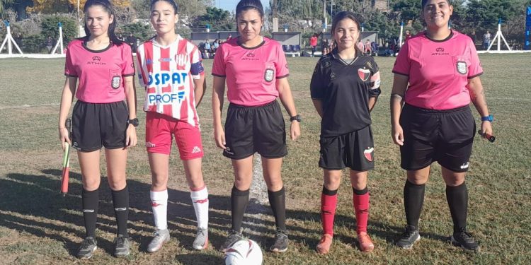 Colón ganó el clásico Sub 15 del femenino y manda
