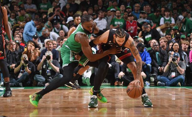 Boston Celtics se recuperó y se colocó 2-3 en la serie de la Conferencia Este de la NBA