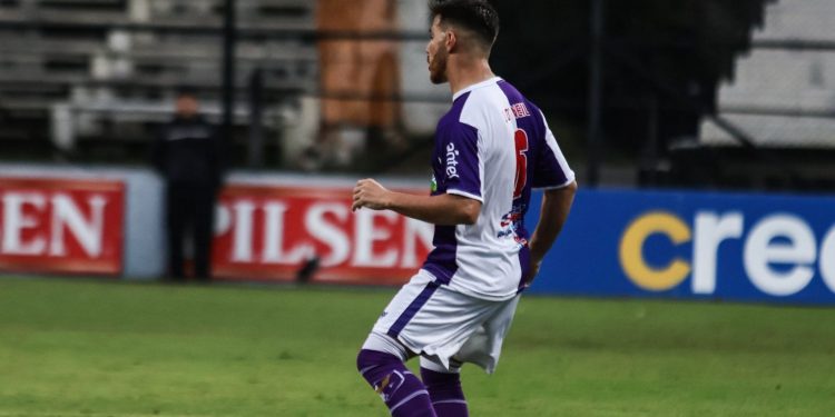 Entrenó y no llegó a debutar, pero Jairo O’Neill quiere volver a Unión: «Sigo todos los partidos»