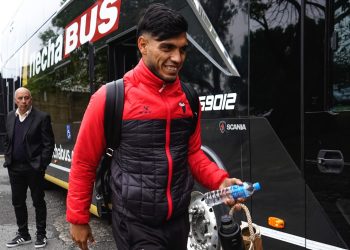 Delgado entrenó diferenciado y es duda en Colón para recibir a Barracas Central
