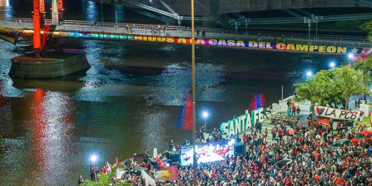 La fiesta por los dos años de «Colón Campeón»