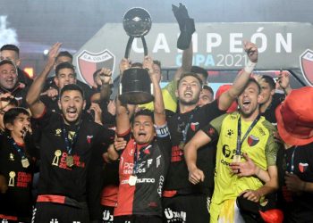 Colón celebró el segundo año del título con un emotivo mensaje