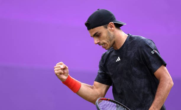 Una de cal y una de arena para los argentinos en Eastbourne