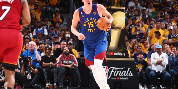 Denver se puso 1-0 en las finales de la NBA