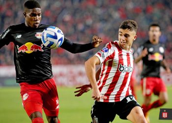 Estudiantes empató con Bragantino y la clasificación a octavos se define en la última fecha