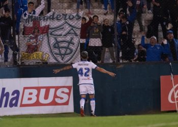 Copa Argentina: Vélez volvió a sonreír, vapuleó a Español y está en 16vos de final