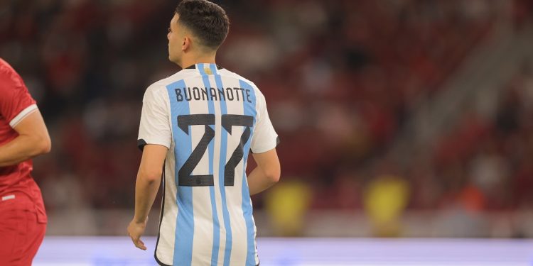 Bounanotte tras su debut en la Selección: «Estoy soñando despierto, es una locura»