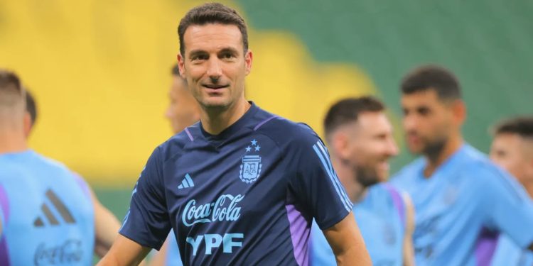 Scaloni: «Sacamos adelante un partido muy difícil»